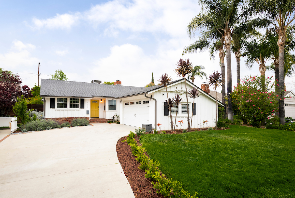 5427 Lemona Ave, Sherman Oaks, CA 91411 — sold by DMF Realty