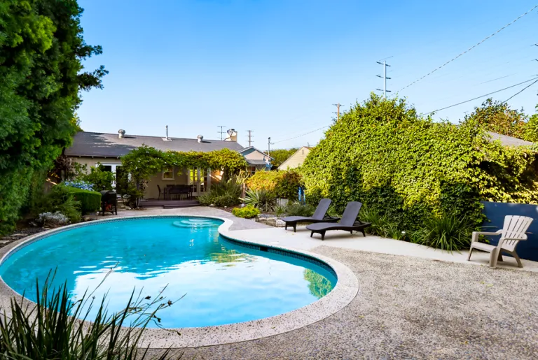 10326 Weddington St, North Hollywood, CA 91601 — sold by DMF Realty